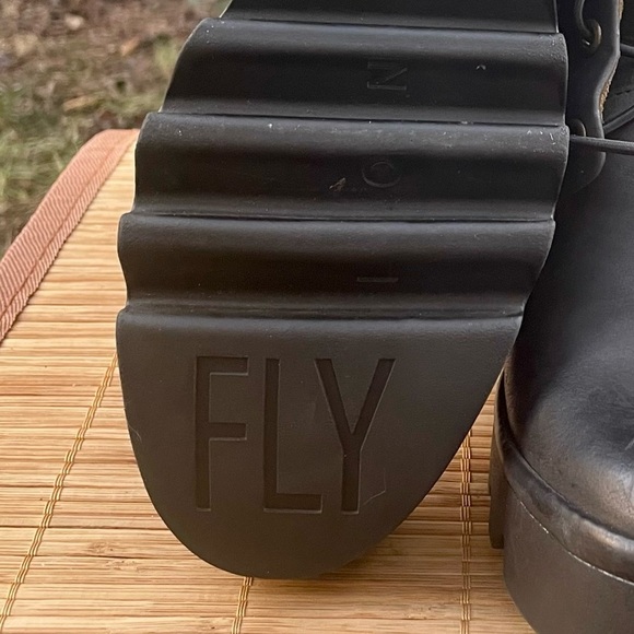 FLY LONDON Black Leather Lace Up / Zipper Platform Wedge Mid-calf Boots.  8-8.5 - Picture 10 of 13